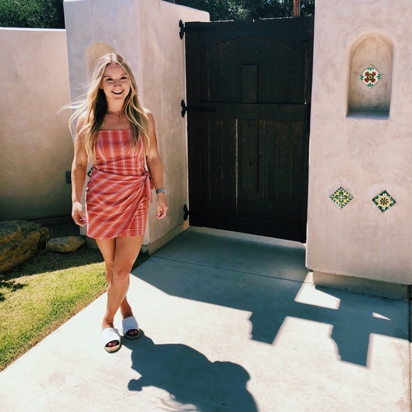 Coral forever 21 wrap dress - Picture 2 of 2